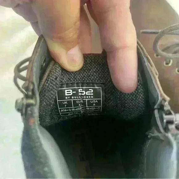 B-52 by Bullboxer Boots - Picture 3 of 6